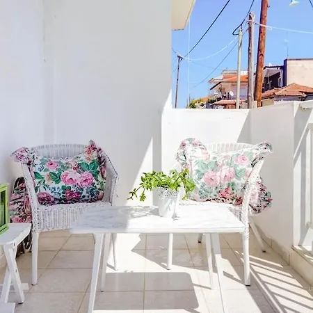 Artistic 3-bdrm In