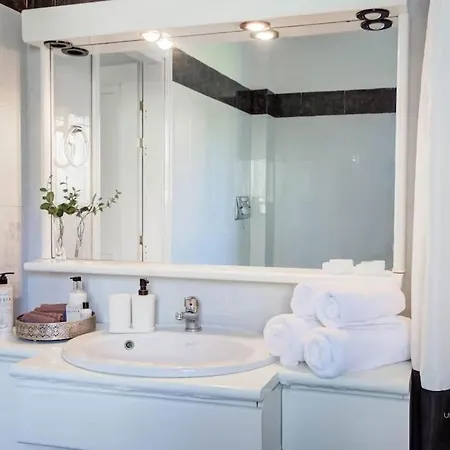 Appartement Artistic 3-bdrm In Néa Fókaia